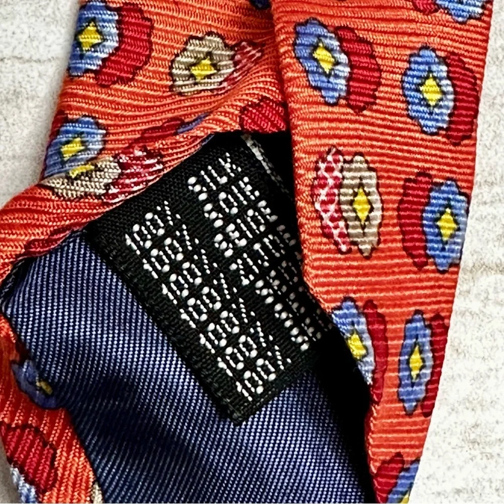 Courreges Paris Mens Peach 100% Silk Tie Floral Motif Work Wear Office Dapper